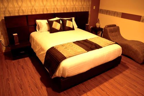 La Kapital Hotel