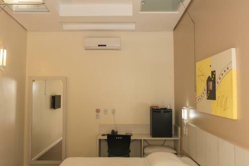 Hotel Formula 4