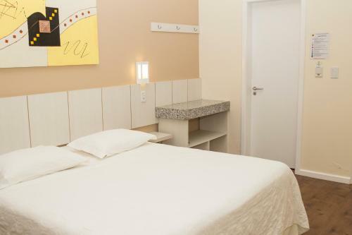 Hotel Formula 4