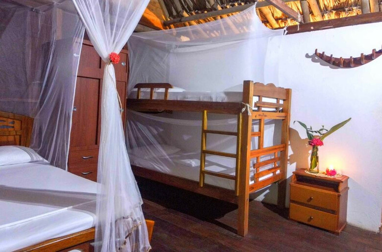 Hostal Primaluna Beach Hostel