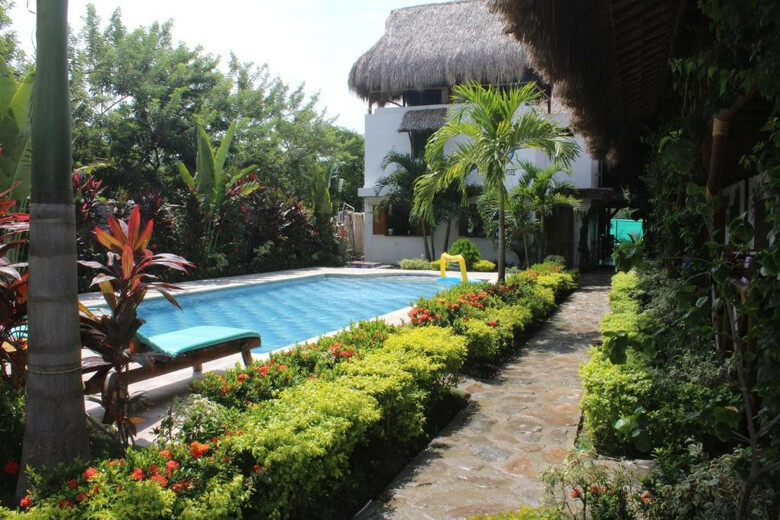 Hostal Primaluna Beach Hostel