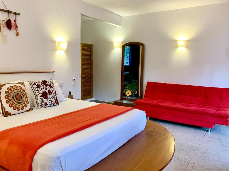 Hostal Primaluna Beach Hostel
