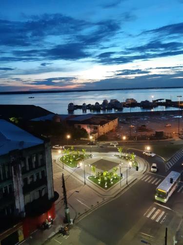 Apartamento Ajuricaba Su�tes 4