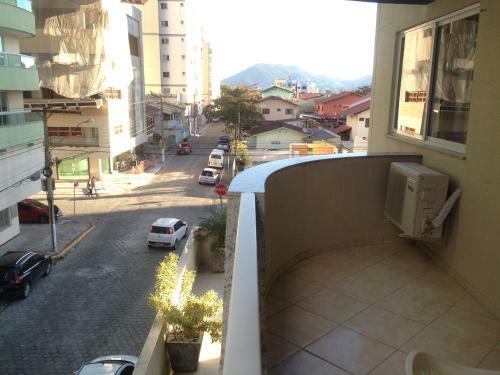 Apartamento Em Meia Praia