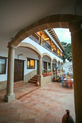 Plaza Medina Hotel