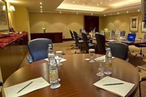 Hotel City Seasons Suites