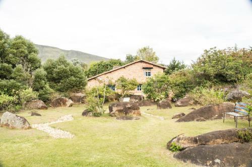 Agroturismo Residencias Art�sticas El Hayuelo