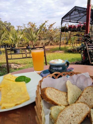Agroturismo Residencias Art�sticas El Hayuelo