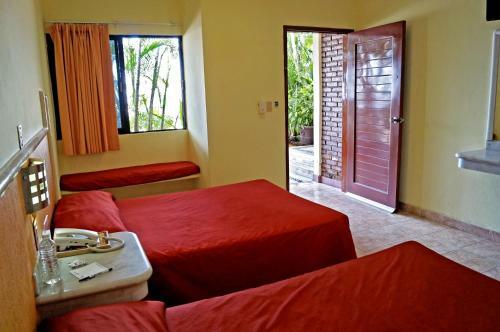 Hotel La Palapa