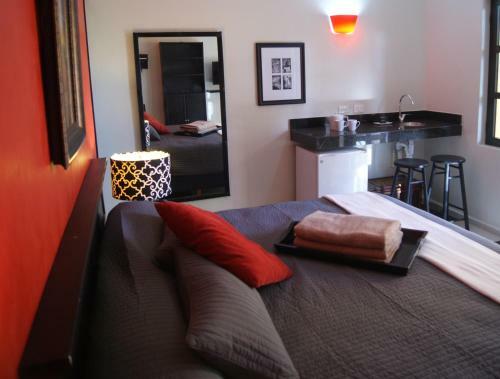 Ochenta Y Dos Bed & Breakfast