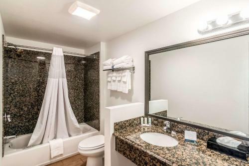 Hotel Quality Inn & Suites Bakersfield