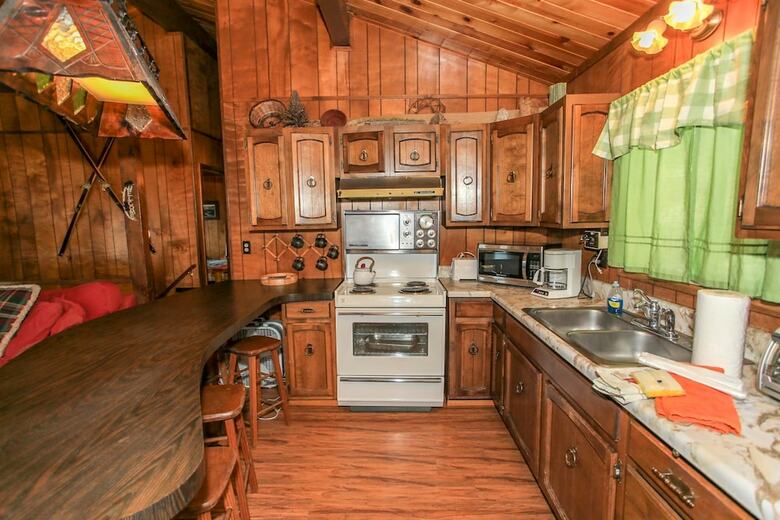 Forest Edge Retreat