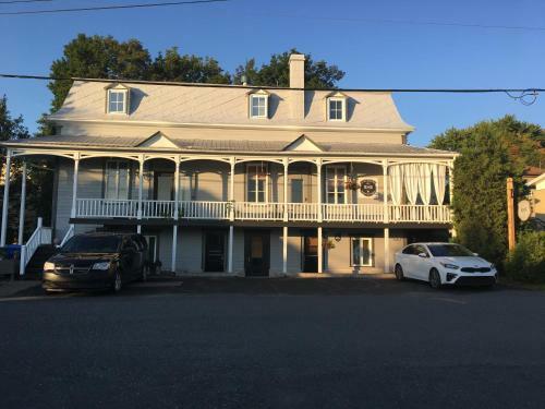 Bed & Breakfast Au Vieux Presbyt�re De Saint-l�on