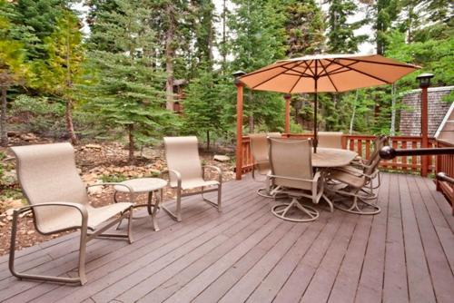 Pezzola Luxury Rental Cabin