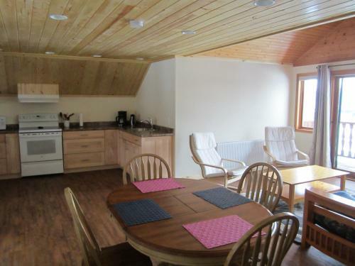 Bed & Breakfast Smithers Driftwood Lodge