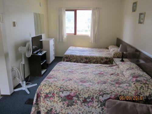 Valleyview Motel