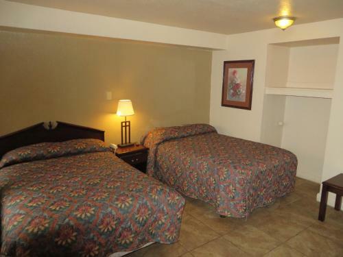 Motel Economy Inn- Louisville