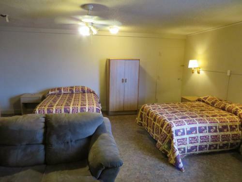 Motel Economy Inn- Louisville
