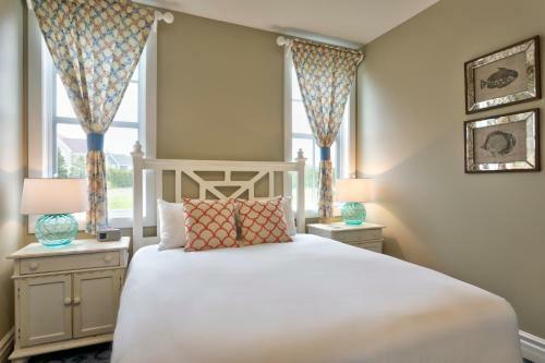 Hotel Bay Harbor Cottages