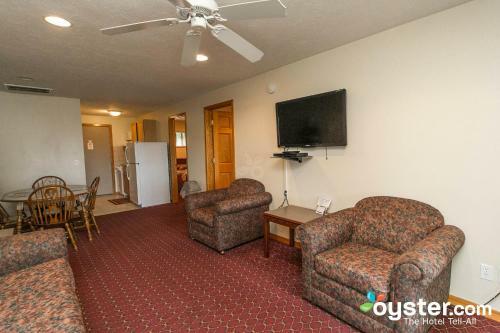 Hotel Lake Bluff Inn And Suites