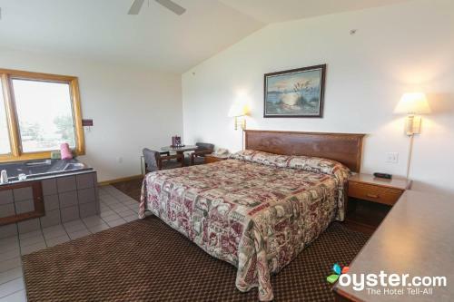 Hotel Lake Bluff Inn And Suites