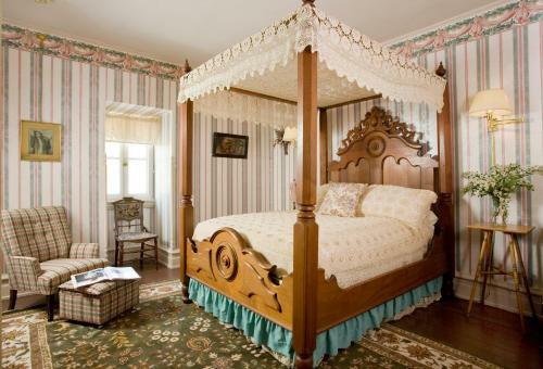 Garth Woodside Mansion Bed And Breakfast