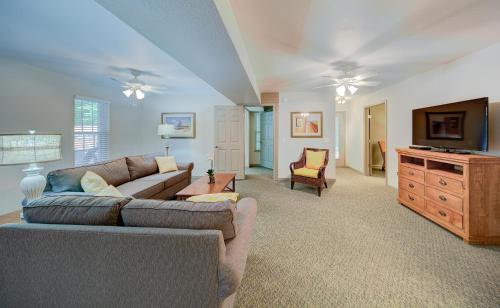 Hotel Beachwoods Resort