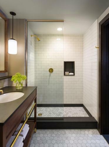 Kimpton Journeyman Hotel