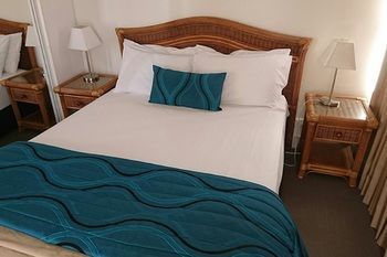 Hotel Chateau Beachside Resort