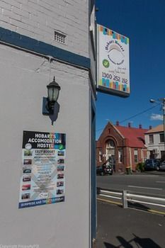 Hostal Hobart's Accommodation & Hostel