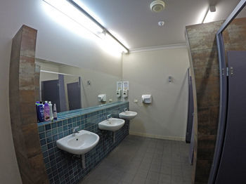 Hostal Parrot Fish Lodge Port Douglas Backpackers