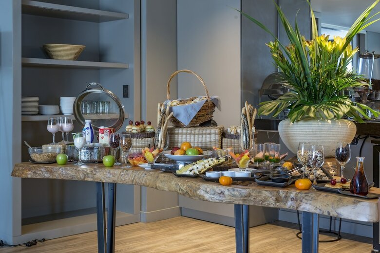 Hotel Movich Buro 51