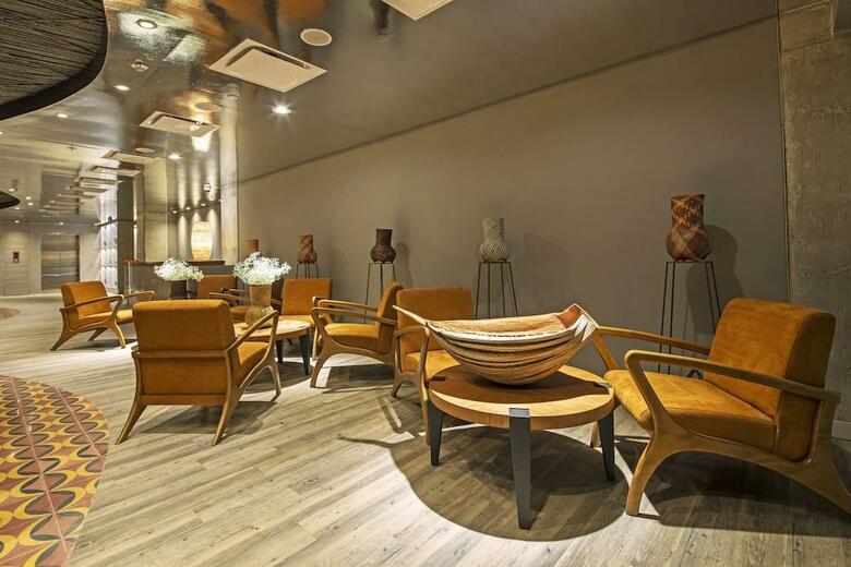 Hotel Movich Buro 51