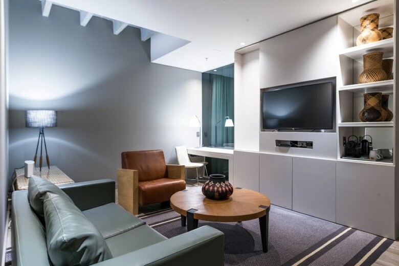 Hotel Movich Buro 51