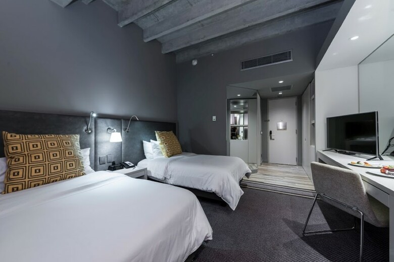 Hotel Movich Buro 51
