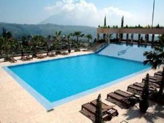 Royal Senyiur Hotel Tretes