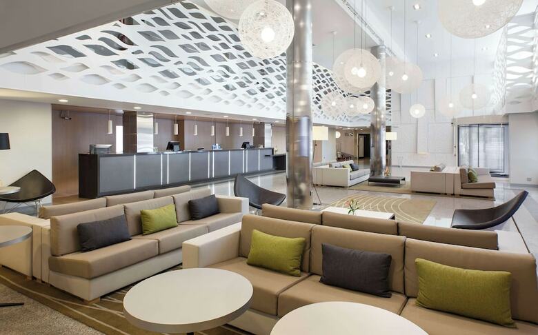 Hotel NH Pamplona Iru�a Park