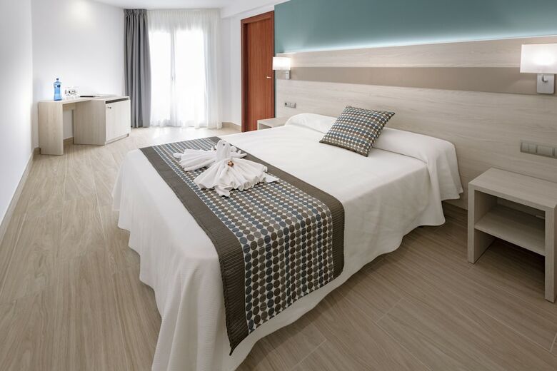 Hotel 4r Miramar Calafell