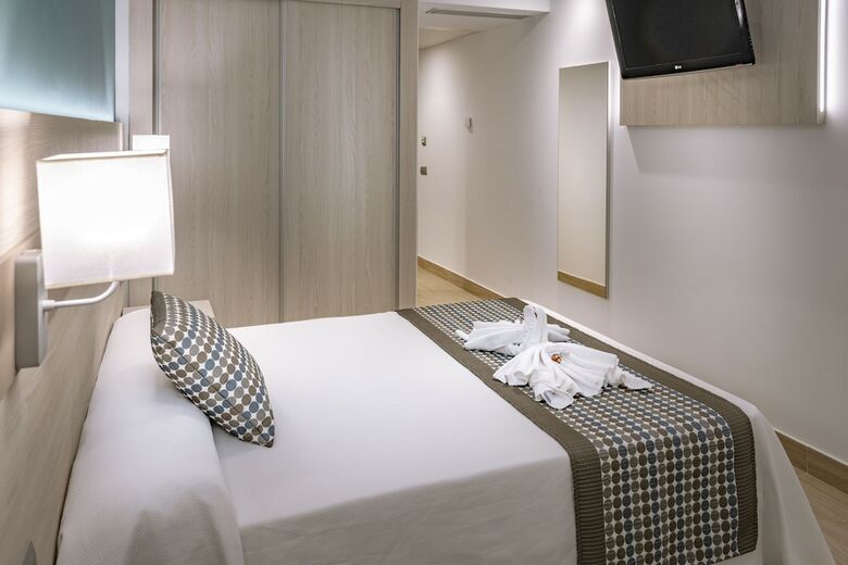 Hotel 4r Miramar Calafell