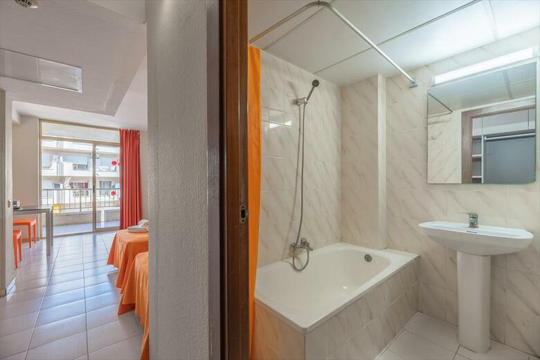 Aparthotel Salou Pacific Apartaments