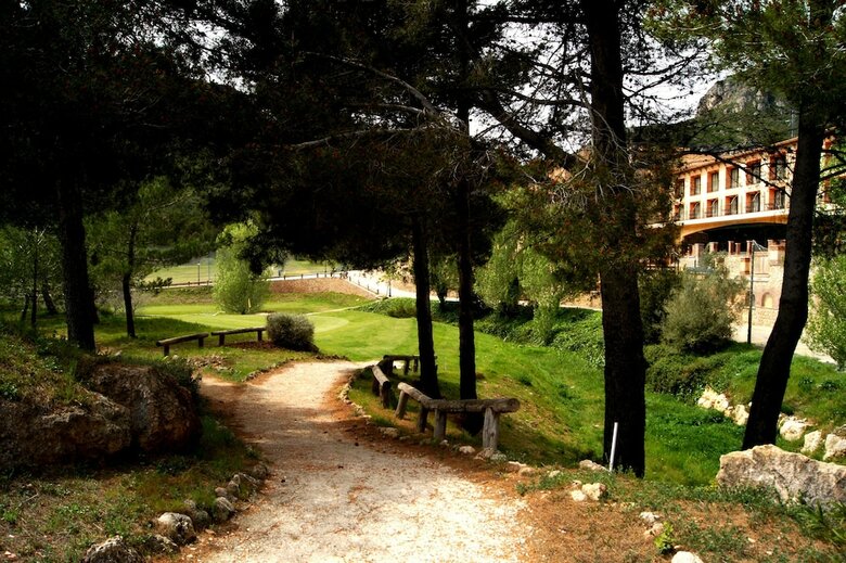 La Figuerola Hotel & Restaurant
