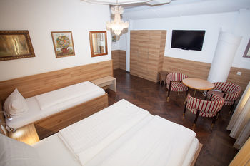 Hotel Strasser