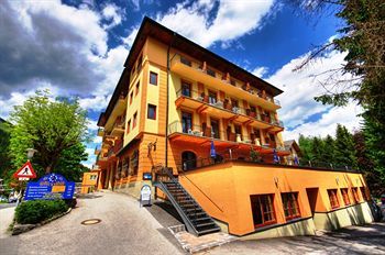 Hostal Euro Youth Hotel & Krone