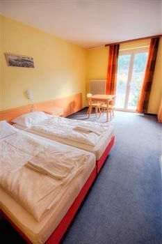 Hostal Euro Youth Hotel & Krone