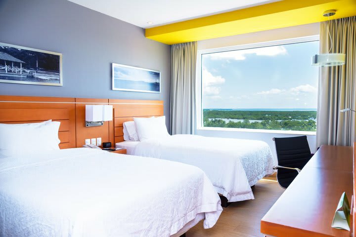 Hotel Hampton Inn & Suites Paraiso