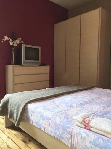 Hostal Interhost Guest Rooms And Apartments