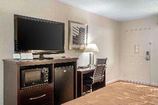 Hotel Quality Inn Mccomb