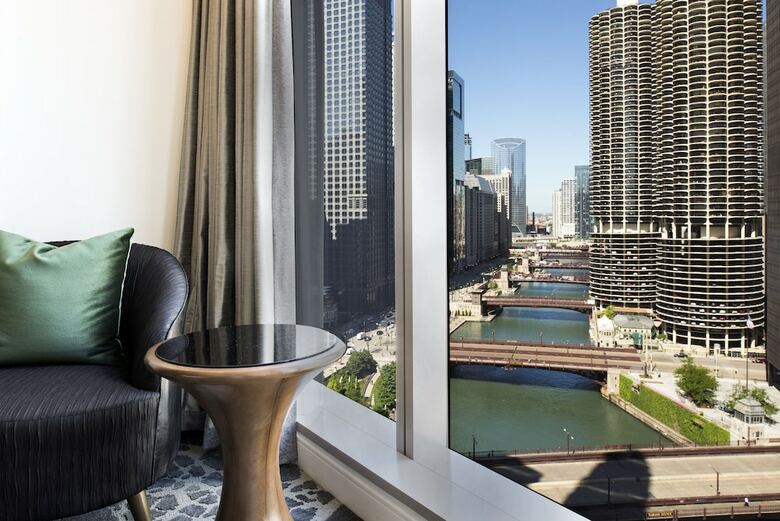 Hotel Londonhouse Chicago, Curio Collection By Hilton