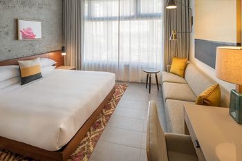 Hotel Autograph Collection The Hi-lo