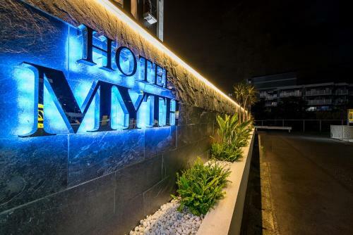 Hotel Myth
